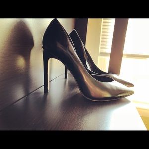 Kate Spade Saturday Black Leather Pumps